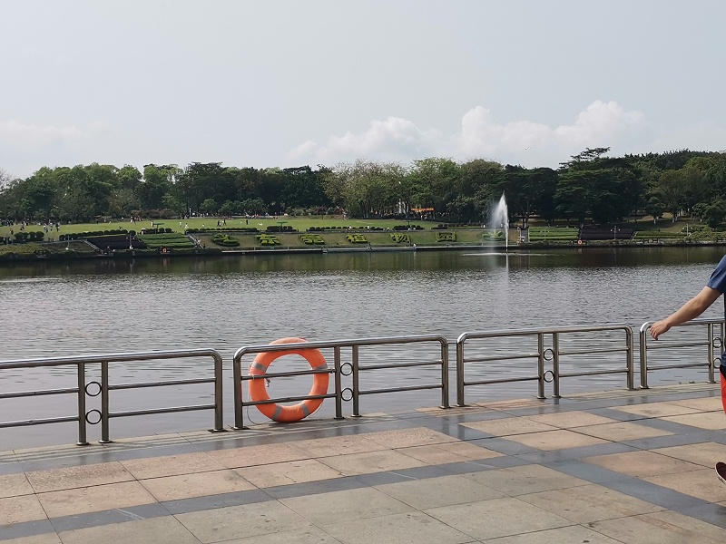 �������ջᡪ���ж�������һ·ͬҵ��